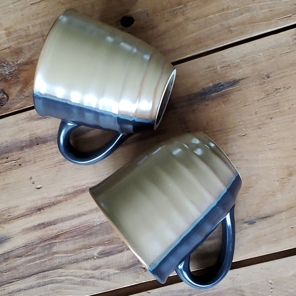 Sango China Gold Dust Black Set of two Mugs